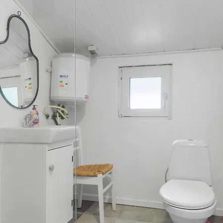 2 Bedroom Amazing In Kolind