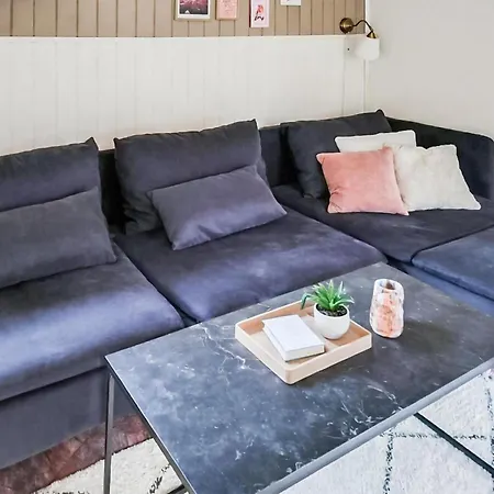 2 Bedroom Amazing In * Kolind