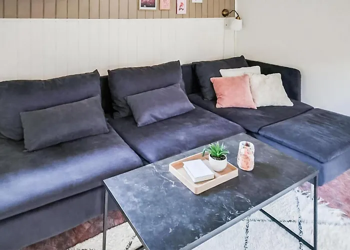 2 Bedroom Amazing In * Kolind